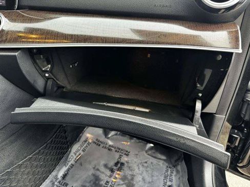 Used 2019 Mercedes-Benz E 300 w/ Premium 1 Package image 51