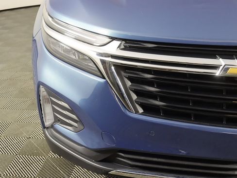 Used 2024 Chevrolet Equinox LT w/ LPO, Floor Liner Package image 12