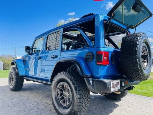 Used 2024 Jeep Wrangler Unlimited Rubicon 392 AWD/4WD image 7