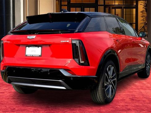 New 2026 Cadillac Optiq Sport 1 image 6