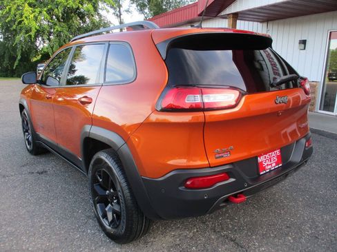 Used 2014 Jeep Cherokee Trailhawk w/ Technology Group AWD/4WD image 6