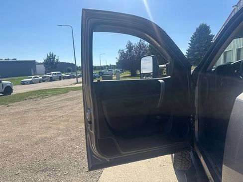 Used 2012 Chevrolet Silverado 2500 LT w/ Interior Plus Package AWD/4WD image 16