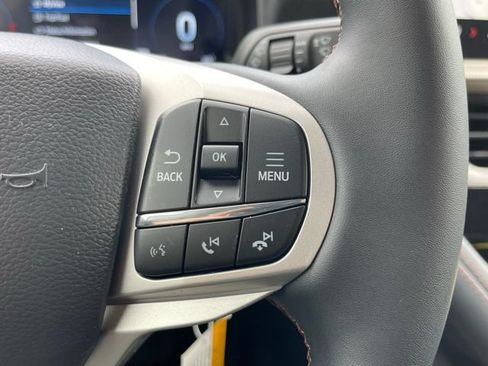 New 2026 Ford Explorer Active AWD/4WD image 16