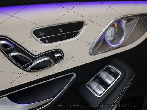 Used 2018 Mercedes-Benz Maybach S 560 4MATIC image 30