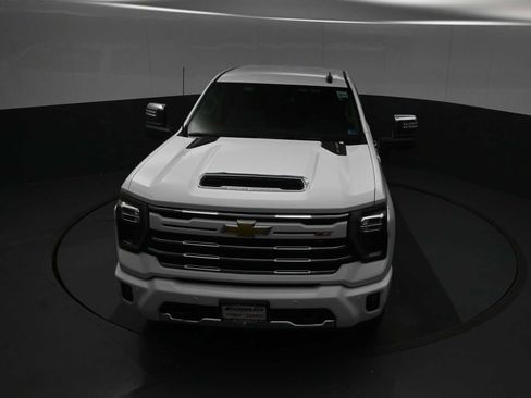 New 2026 Chevrolet Silverado 2500 LT w/ Z71 Chrome Sport Edition AWD/4WD image 16
