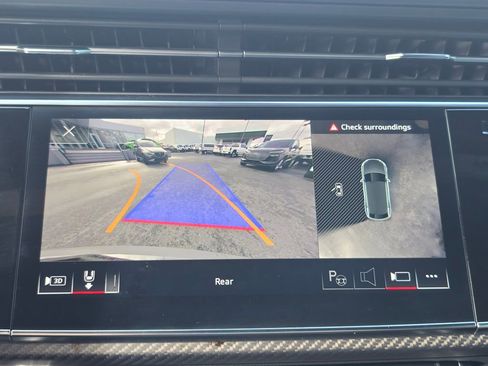 Used 2023 Audi RS Q8 w/ Black Optic Package image 8