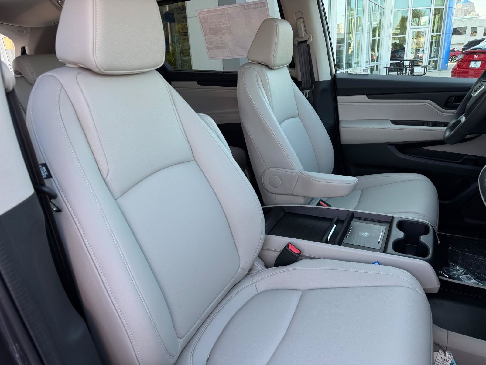 New 2027 Honda Odyssey EX-L image 11