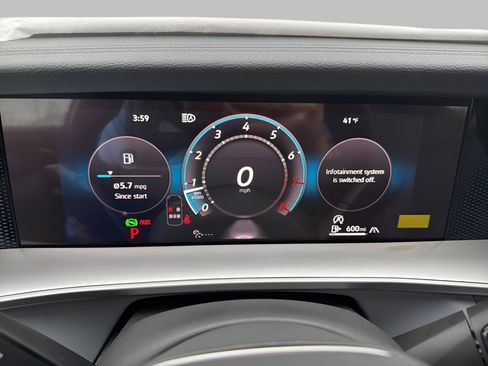 New 2026 Volkswagen Tiguan SE R-Line AWD/4WD image 15