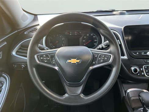 Used 2024 Chevrolet Malibu LT image 11