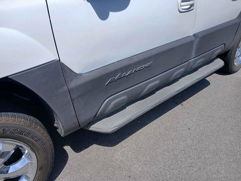 Used 2003 Chevrolet Avalanche 4x4 w/ Suspension Package, Off-Road image 13