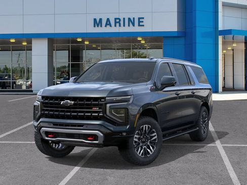 New 2026 Chevrolet Suburban Z71 w/ Comfort Package AWD/4WD image 6