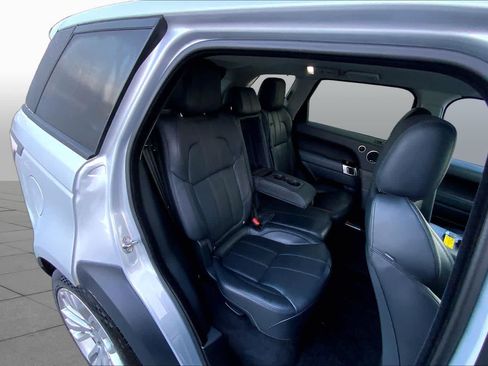 Used 2014 Land Rover Range Rover Sport HSE AWD/4WD image 19
