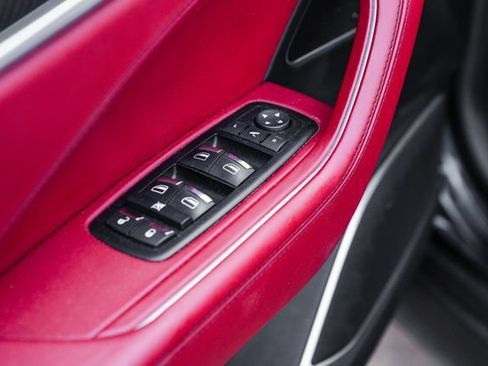 Used 2017 Maserati Levante S AWD/4WD image 57