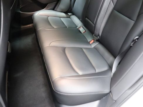 Used 2023 Tesla Model 3 Standard Range image 42