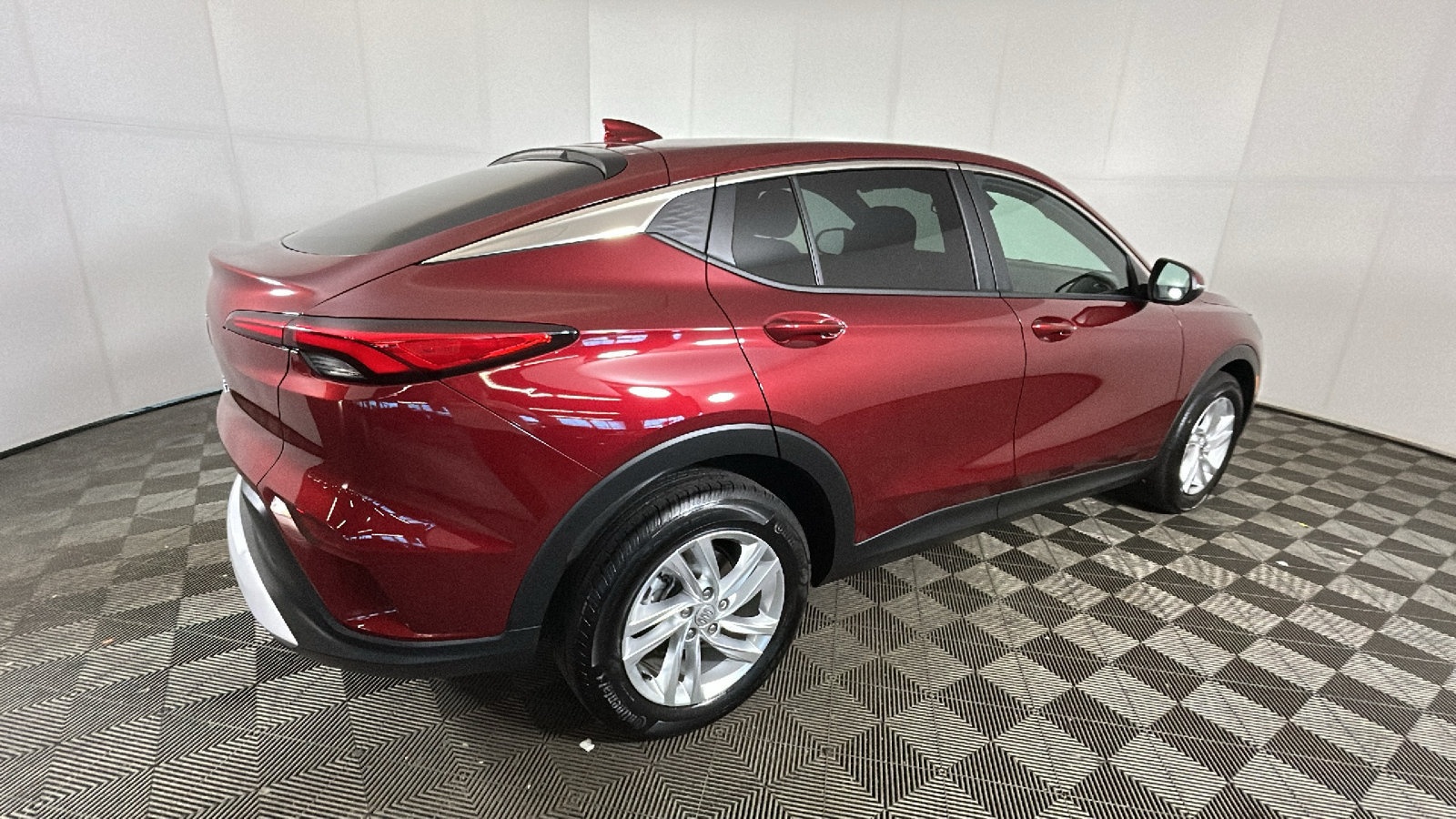 Used 2025 Buick Envista Preferred FWD image 3