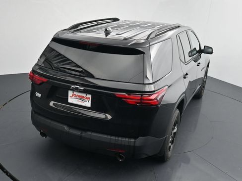 Used 2023 Chevrolet Traverse LT FWD image 28
