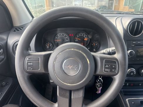 Used 2015 Jeep Compass Sport w/ Power Value Group image 7