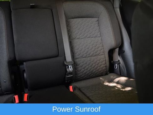 Used 2018 Chevrolet Equinox LT FWD image 17