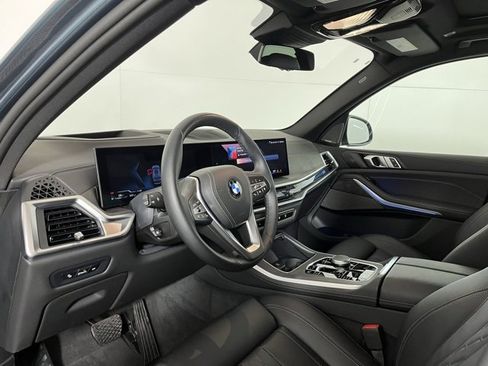 Used 2024 BMW X5 xDrive40i w/ Premium Package image 9