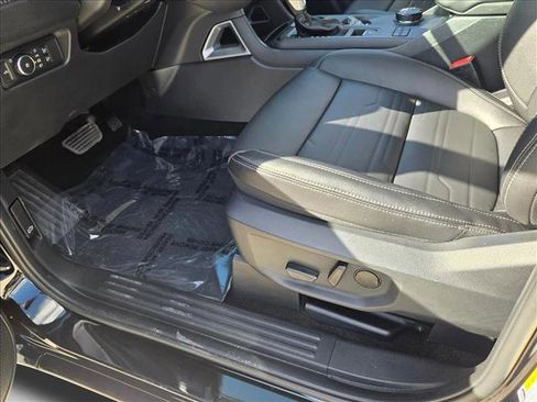 New 2025 Ford Ranger Lariat w/ Trailer Tow Package image 4