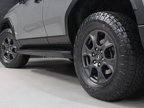 Used 2024 Lexus GX 550 AWD/4WD image 14
