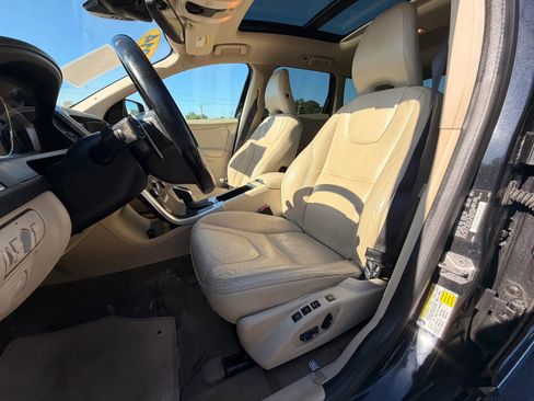 Used 2014 Volvo XC60 T6 AWD/4WD image 19