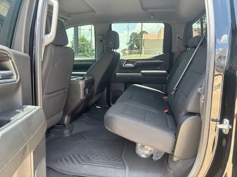 Used 2024 Chevrolet Silverado 1500 RST AWD/4WD image 12