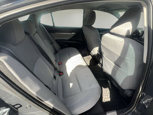 Used 2025 Toyota Camry LE image 14