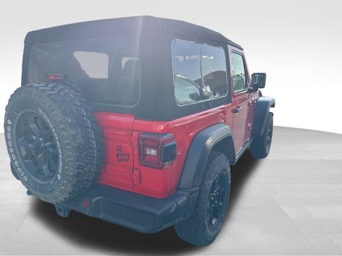Used 2021 Jeep Wrangler Willys image 5