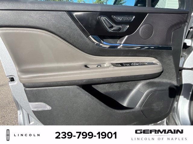 Used 2024 Lincoln Corsair Reserve w/ Equipment Group 201A AWD/4WD image 15