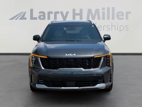 Used 2025 Kia Sorento SX Prestige AWD/4WD image 4