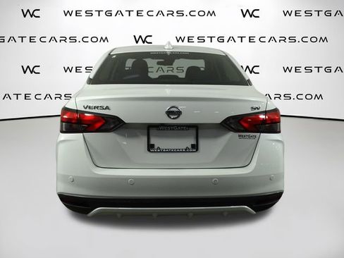 Used 2022 Nissan Versa SV w/ Trunk Package image 7