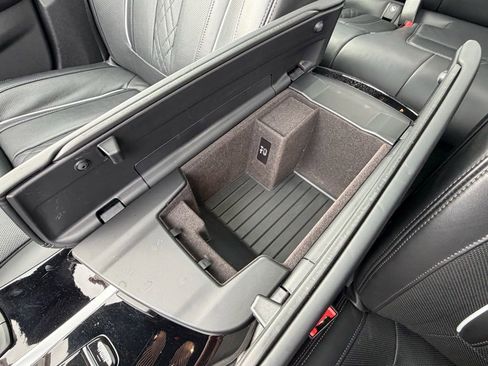 Used 2021 BMW M550i xDrive w/ Executive Package image 30