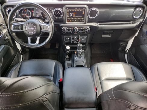 Used 2023 Jeep Wrangler Unlimited Sahara AWD/4WD image 16