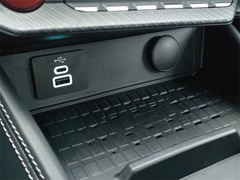 Certified 2024 Ford Mustang GT Premium image 23