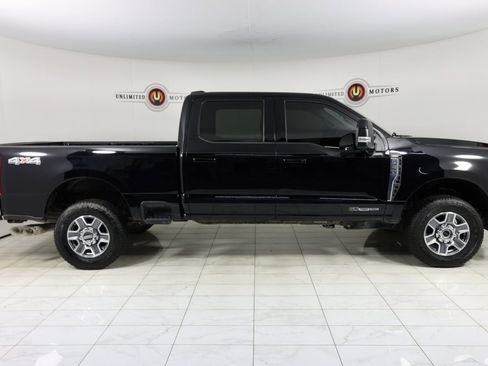 Used 2024 Ford F250 Lariat image 2