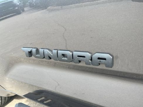 Used 2025 Toyota Tundra SR5 AWD/4WD image 33