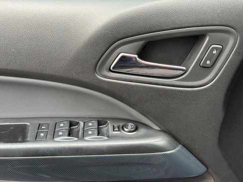 Used 2018 Chevrolet Colorado Z71 w/ Z71 Midnight Edition image 23