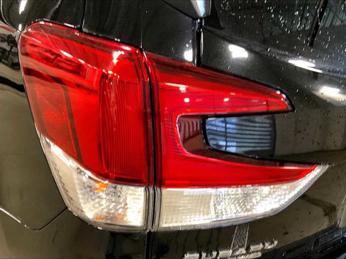 Used 2019 Subaru Forester Premium image 27