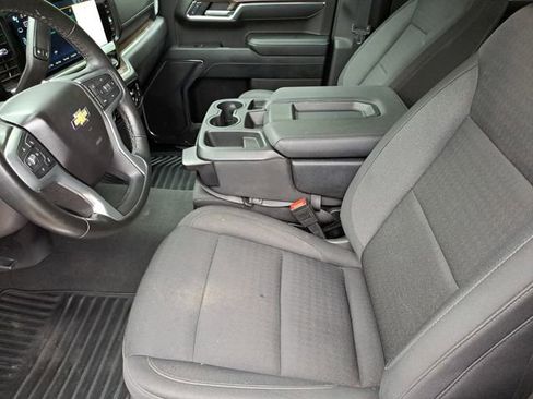 Used 2025 Chevrolet Silverado 1500 LT image 23