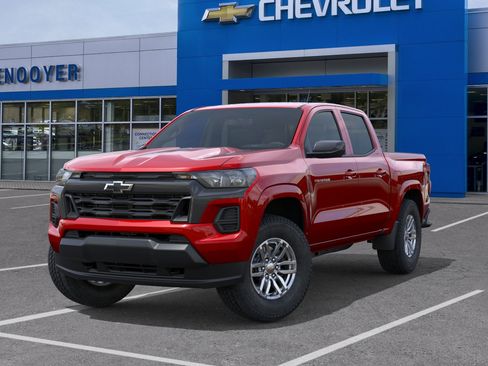 New 2026 Chevrolet Colorado LT w/ Advanced Trailering Package AWD/4WD image 30