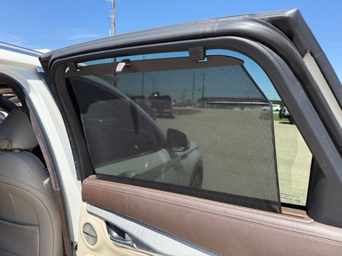 Used 2019 INFINITI QX50 Essential w/ Sensory Package image 25