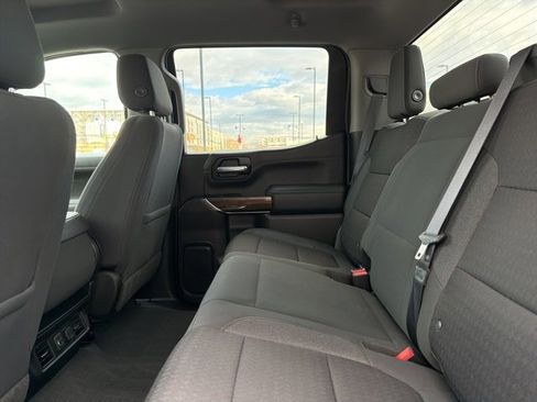 Used 2021 GMC Sierra 1500 SLE w/ X31 Off-Road Package image 17