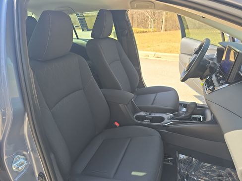 Used 2025 Toyota Corolla LE image 10