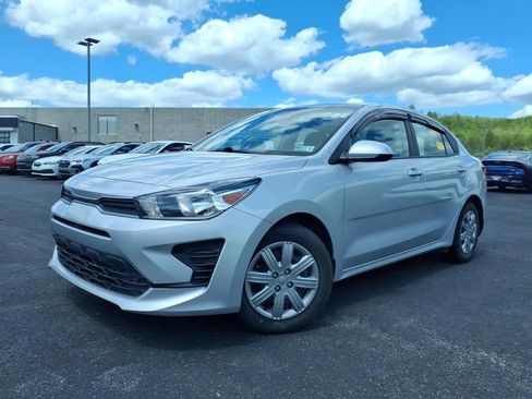 Certified 2023 Kia Rio LX FWD image 3