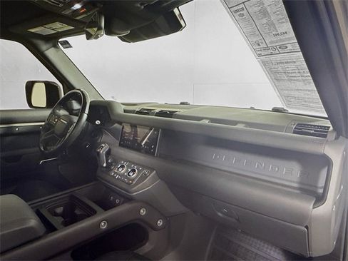 Certified 2023 Land Rover Defender 110 X-Dynamic SE image 31