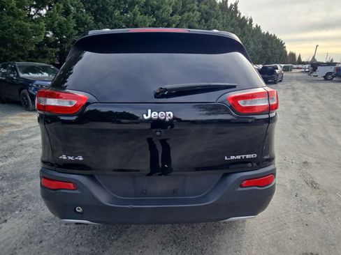 Used 2017 Jeep Cherokee Limited image 6