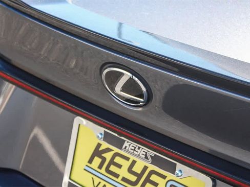 Used 2022 Lexus IS 350 F Sport image 9