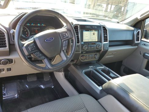 Used 2016 Ford F150 XLT w/ Equipment Group 302A Luxury AWD/4WD image 9