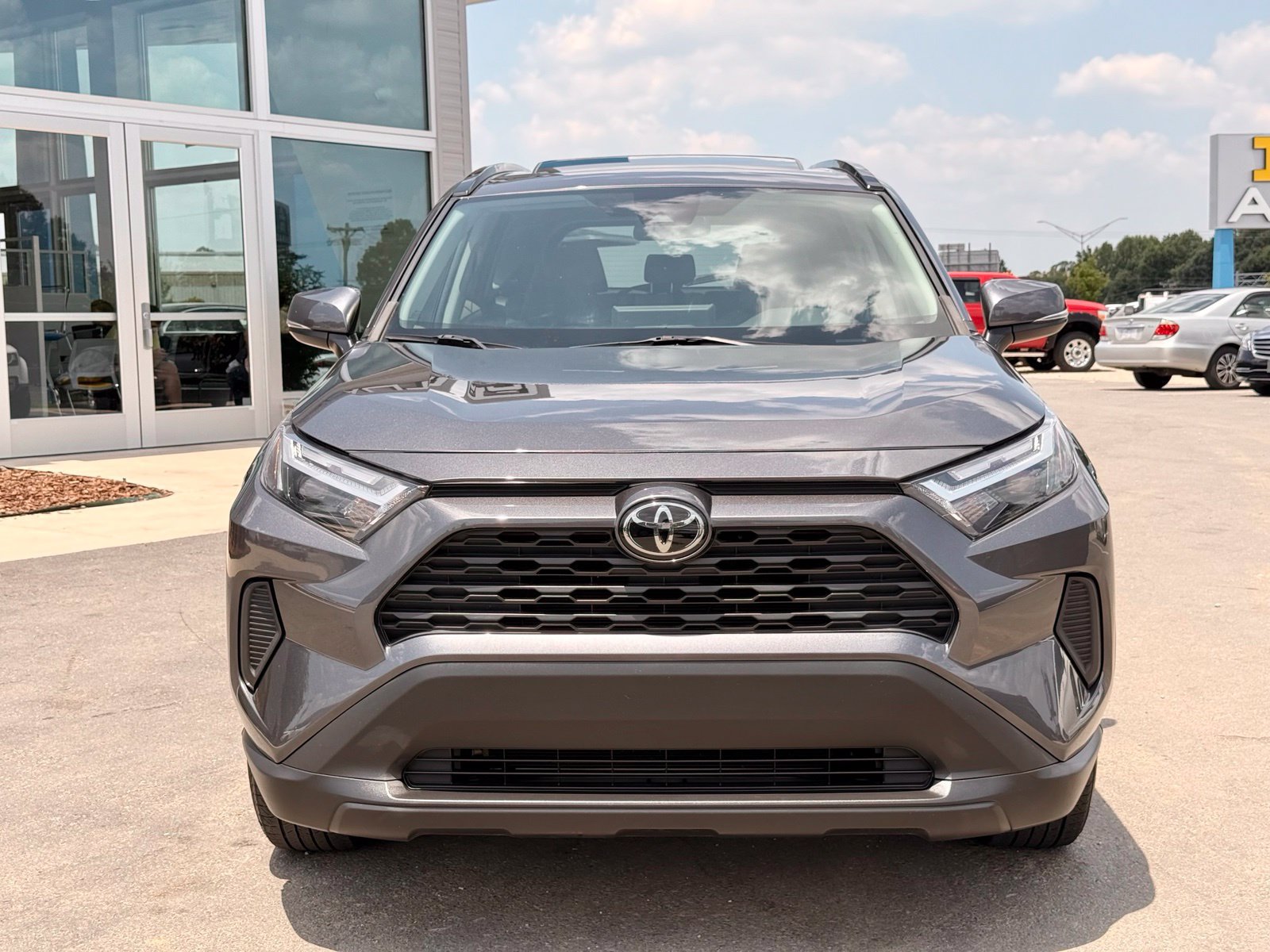 Used 2023 Toyota RAV4 XLE w/ Convenience Package FWD image 6
